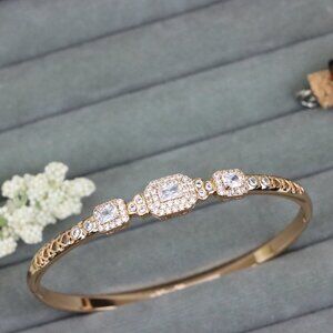 Elegant Rose Gold Bangle with Rectangle and Round Stone Design, XPBL0518